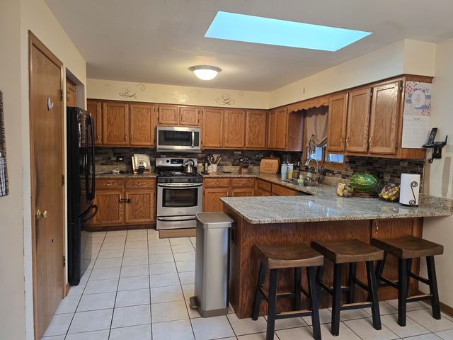 18510 Willow Lane, Lansing, IL 60438