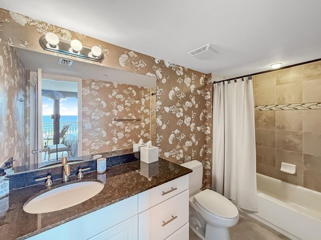 3000 N Ocean Drive 6e, Singer Island, FL 33404