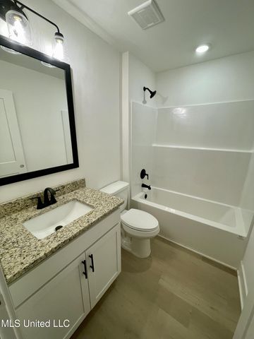 60 Farley Road, Byhalia, MS 38611