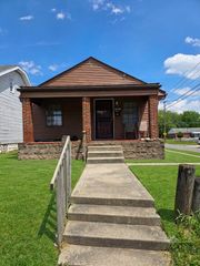 620 Athens Avenue, Columbus, OH 43204