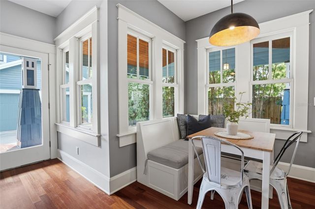 2116 W WATROUS AVENUE, Tampa, FL 33606