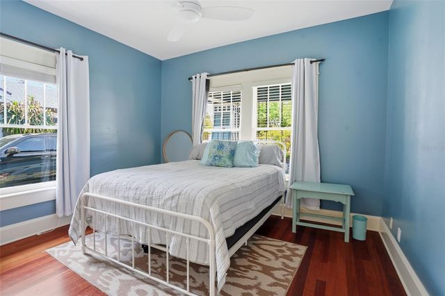 2116 W WATROUS AVENUE, Tampa, FL 33606