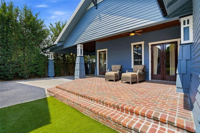 2116 W WATROUS AVENUE, Tampa, FL 33606