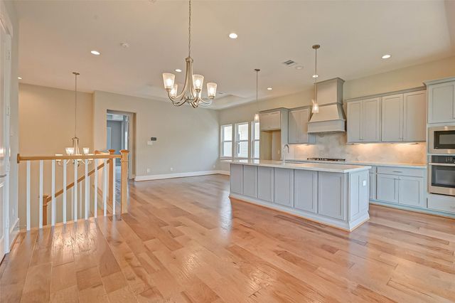 67 Thorpe Lane, Spring, TX 77389