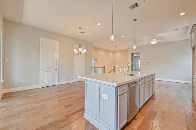 67 Thorpe Lane, Spring, TX 77389