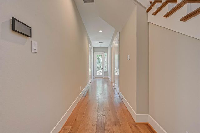 67 Thorpe Lane, Spring, TX 77389