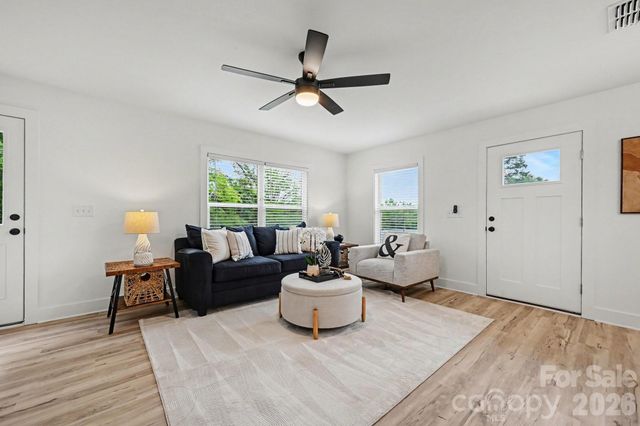 4218 Pine Street, Kannapolis, NC 28081