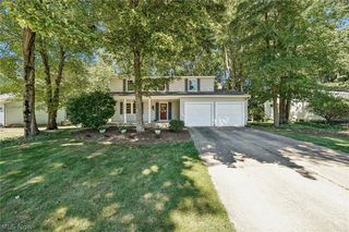 95 River Park Boulevard, Munroe Falls, OH 44262