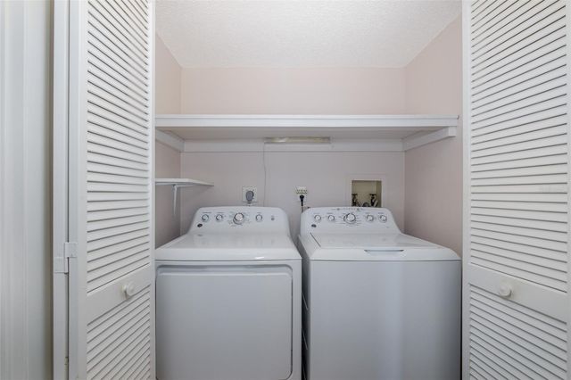 130 NANCY DRIVE 66, Oldsmar, FL 34677