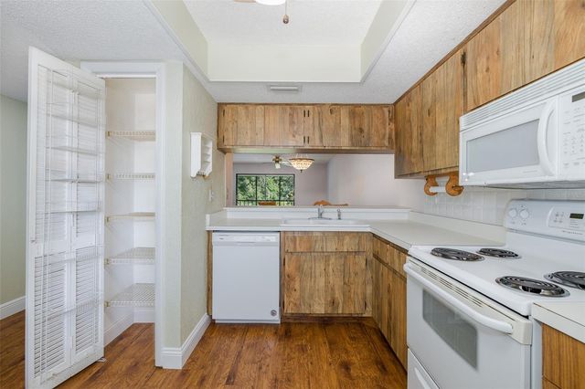 130 NANCY DRIVE 66, Oldsmar, FL 34677