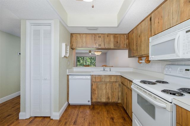 130 NANCY DRIVE 66, Oldsmar, FL 34677