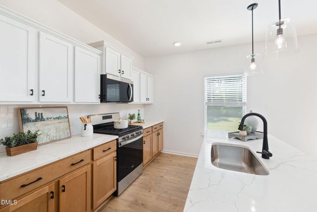 479 Curling Crk Drive, Clayton, NC 27527