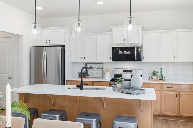 479 Curling Crk Drive, Clayton, NC 27527