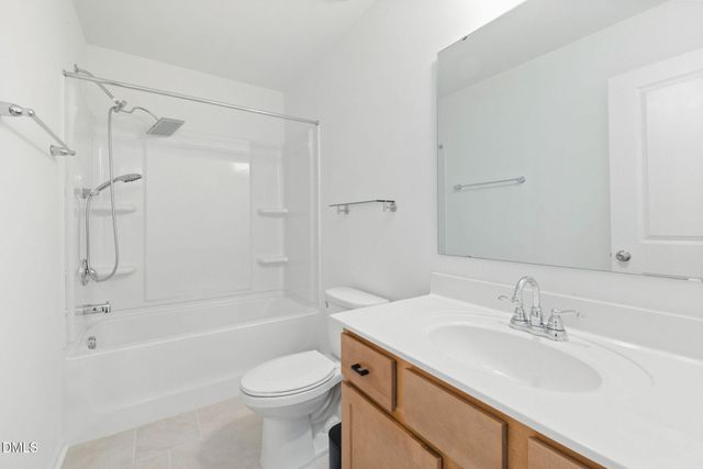 479 Curling Crk Drive, Clayton, NC 27527