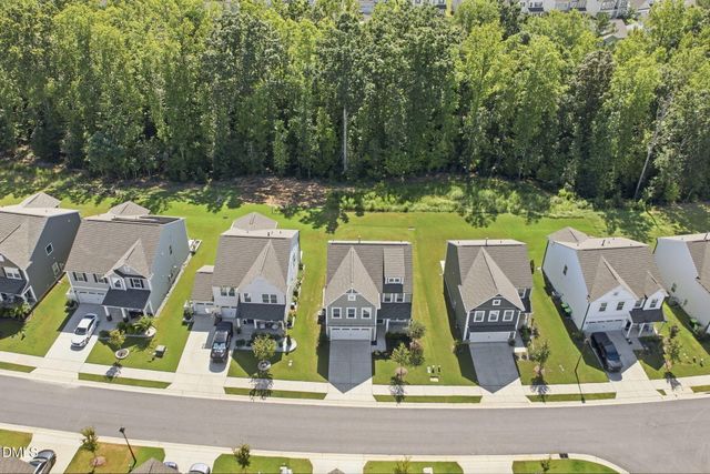 479 Curling Crk Drive, Clayton, NC 27527
