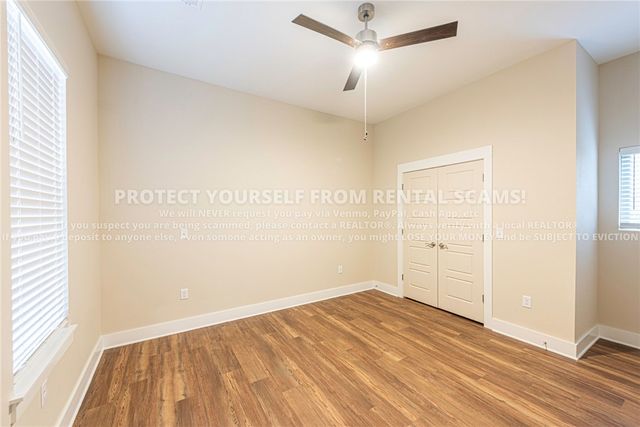 886 S Hill Avenue 101, Fayetteville, AR 72701