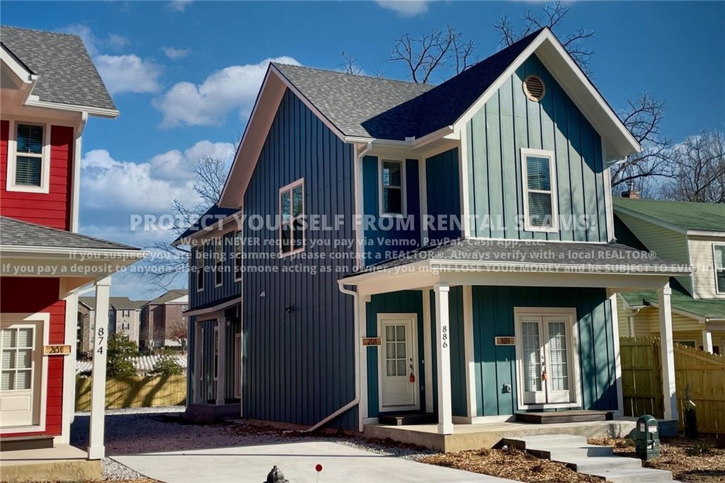 886 S Hill Avenue 101, Fayetteville, AR 72701