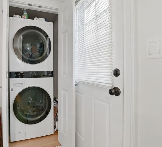 110 Charles St, Quincy, MA 02169