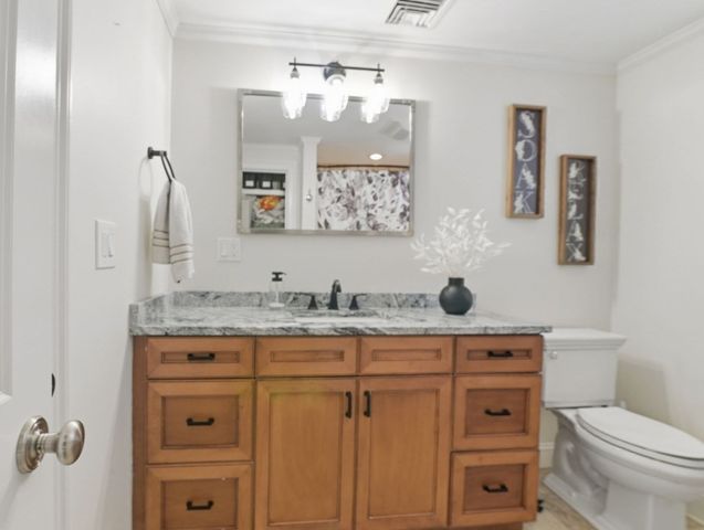 110 Charles St, Quincy, MA 02169