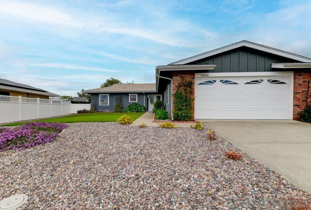 Image 19 of property listing at 12415 Horado Road, San Diego, CA 92128