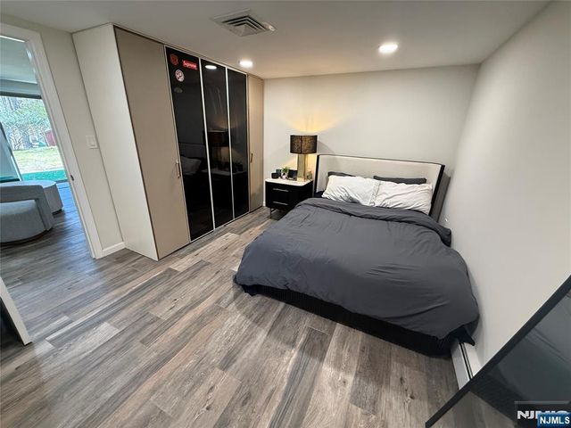 60 Eileen Drive, Mahwah, NJ 07430