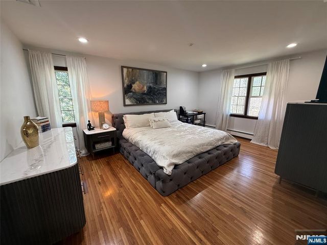 60 Eileen Drive, Mahwah, NJ 07430