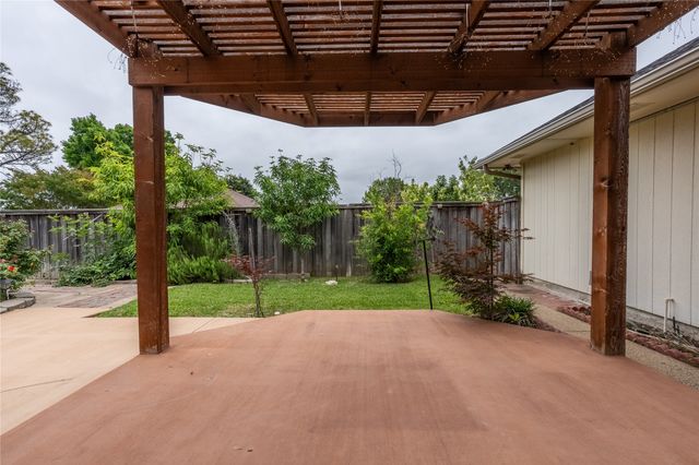 2430 Beaver Run, Garland, TX 75044