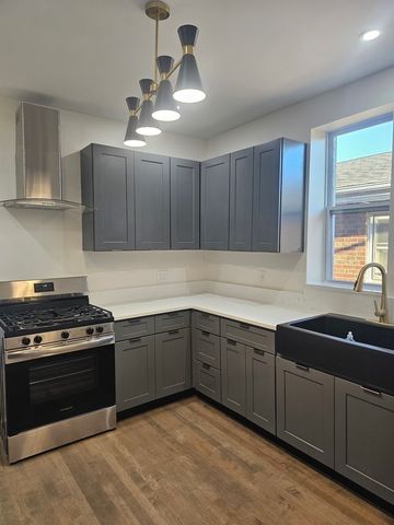 6152 S Kolin Avenue 2, Chicago, IL 60629