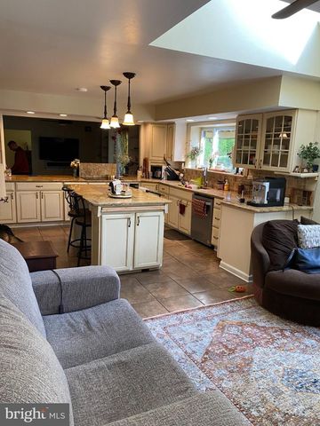 1328 METTLER RD, Huntingdon Valley, PA 19006