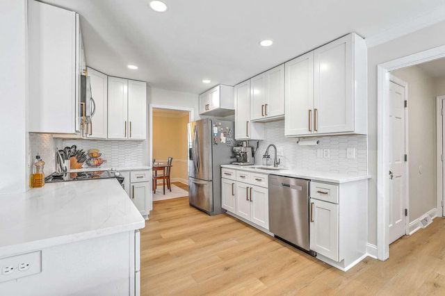 2907 Honeywell Court, Charleston, SC 29414