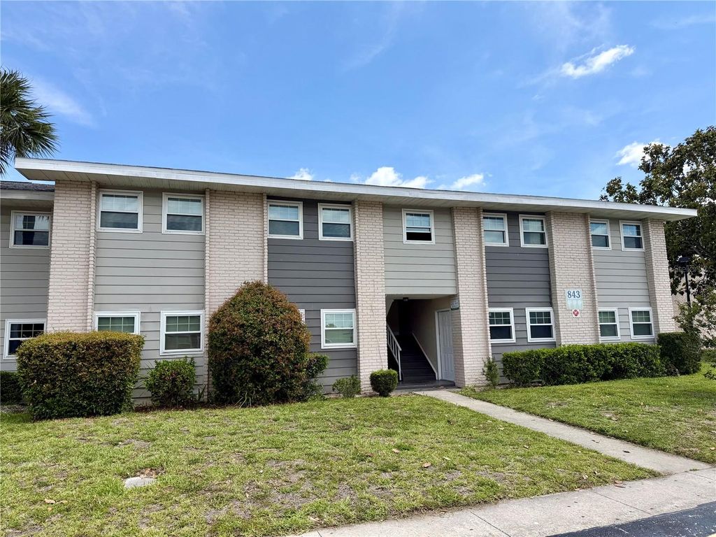 843 SKY LAKE CIRCLE D, Orlando, FL 32809