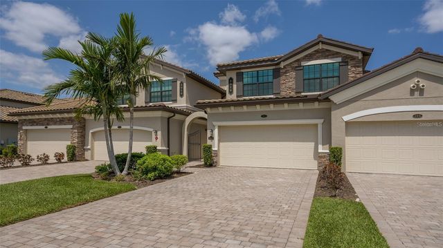 5916 WAKE FOREST RUN 103, Bradenton, FL 34211