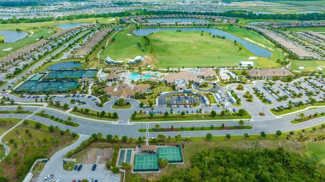 5916 WAKE FOREST RUN 103, Bradenton, FL 34211