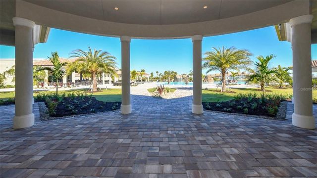 5916 WAKE FOREST RUN 103, Bradenton, FL 34211