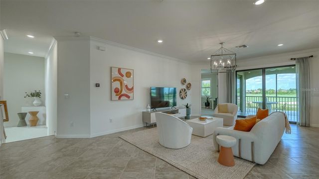5916 WAKE FOREST RUN 103, Bradenton, FL 34211
