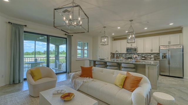 5916 WAKE FOREST RUN 103, Bradenton, FL 34211