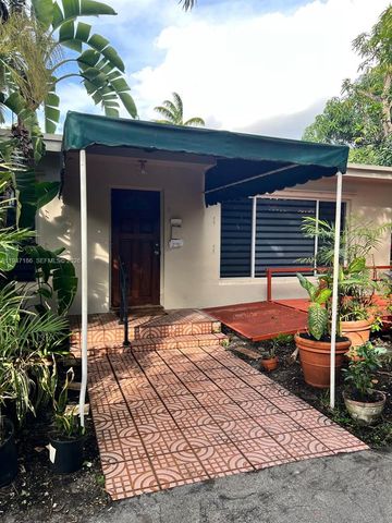 3100 SW 97th Ave, Miami, FL 33165