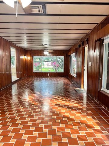 3100 SW 97th Ave, Miami, FL 33165