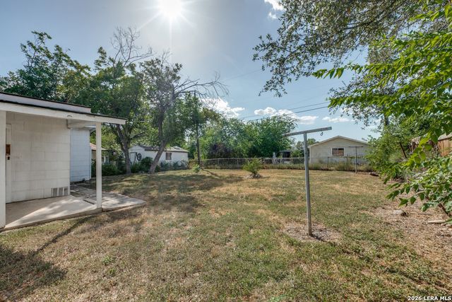 771 LINDA LOU DR, San Antonio, TX 78223