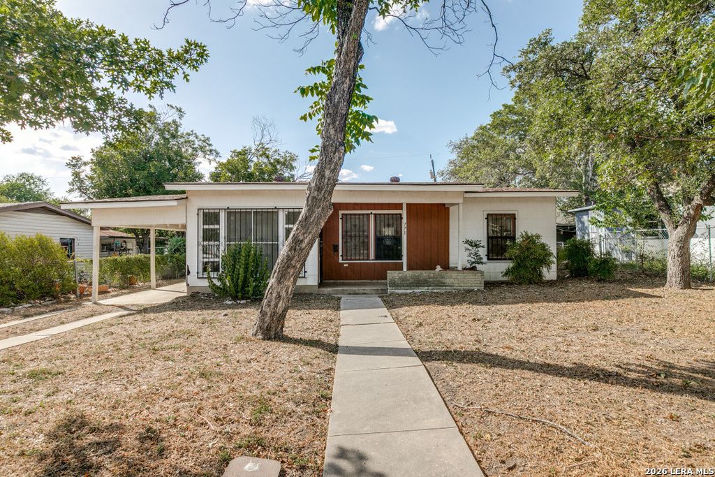 771 LINDA LOU DR, San Antonio, TX 78223
