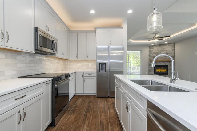 7015 Stonewood LANE, Lannon, WI 53046