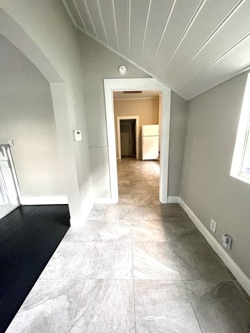 1808 10th Ave, N, Nashville, TN 37208