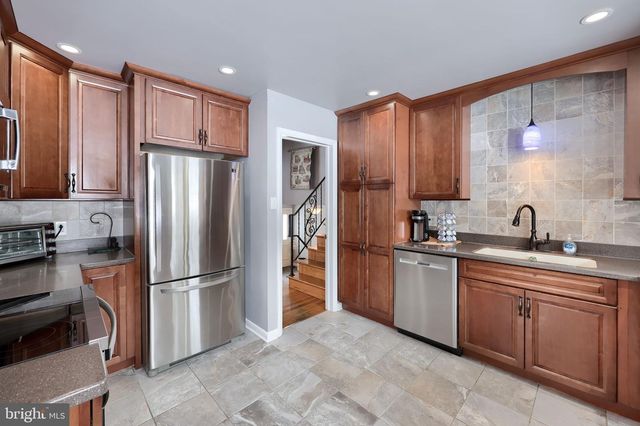 340 PRIMROSE AVE, Lancaster, PA 17601