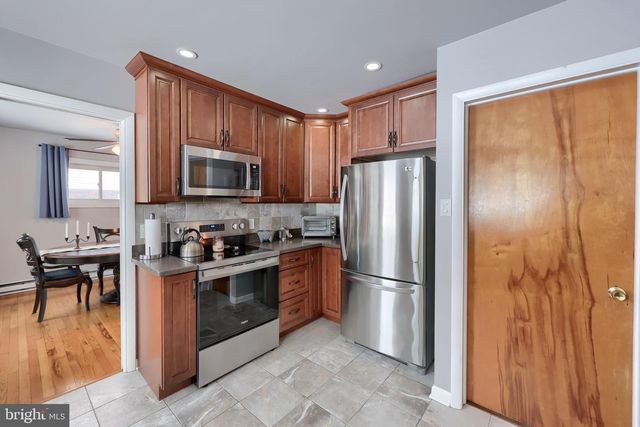 340 PRIMROSE AVE, Lancaster, PA 17601