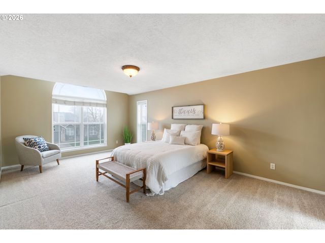 1410 INDEPENDENCE Ave, Woodburn, OR 97071