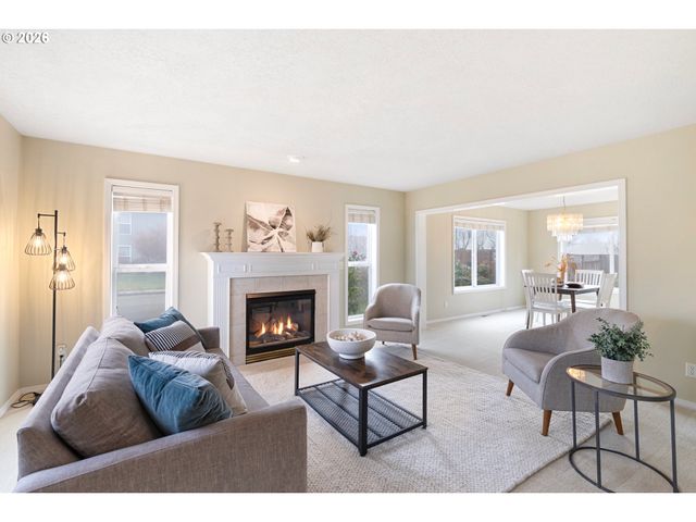 1410 INDEPENDENCE Ave, Woodburn, OR 97071