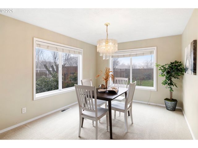 1410 INDEPENDENCE Ave, Woodburn, OR 97071