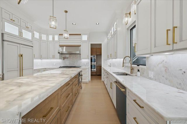 13281 Haddon Street, Fenton Charter Township, MI 48430