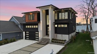 13281 Haddon Street, Fenton Charter Township, MI 48430