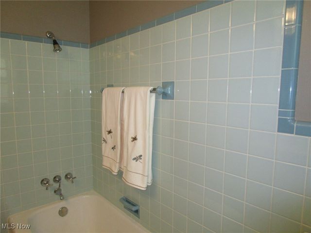 715 Holden Drive, Ashtabula, OH 44004